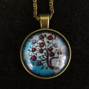 New World Glass Necklace Colorful Tree of Life Cabochon Pendant Brass Unisex 18"